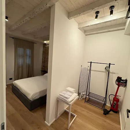 公寓 Pedroom Via San Tomaso
