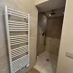 Pedroom Via San Tomaso *